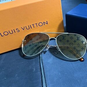 Louis Vuitton Gold Aviator Sunglasses